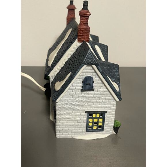 Department 56 Brownlow House Dickens Village - Picture 2 of 7